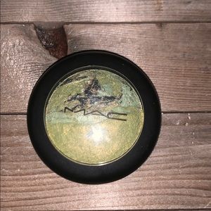 MAC Mineralize Eye Shadow FRESH GREEN MIX